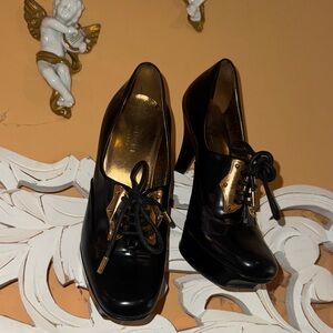 Gucci Black and Gold Women's Heels